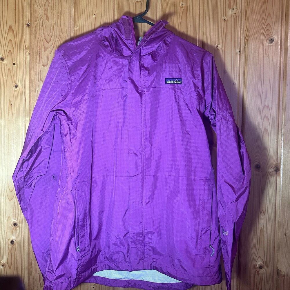 Patagonia Women’s Large Purple Hooded Rain Jacket Shell Nylon AS IS